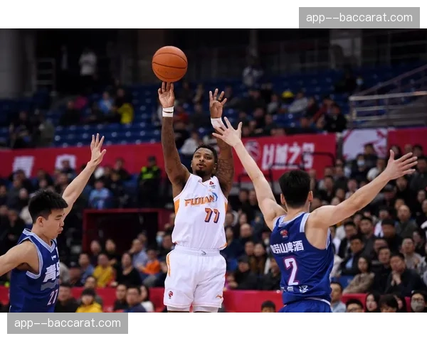 福建晋江文旅对阵青岛崂山啤酒取胜，团队防守限制对手外线